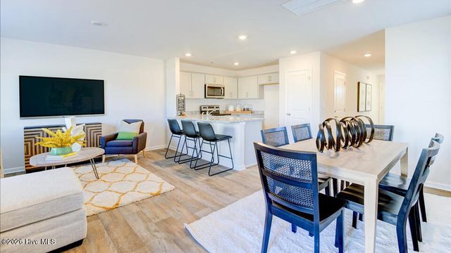 1000 Rhett Way A, Greenville, NC 27834