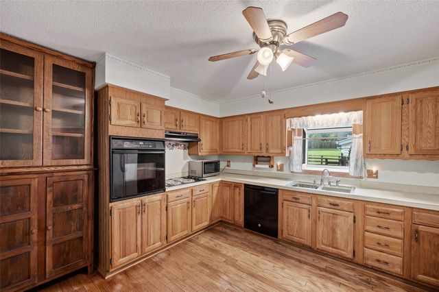3407 SE 18th Court, Des Moines, IA 50320