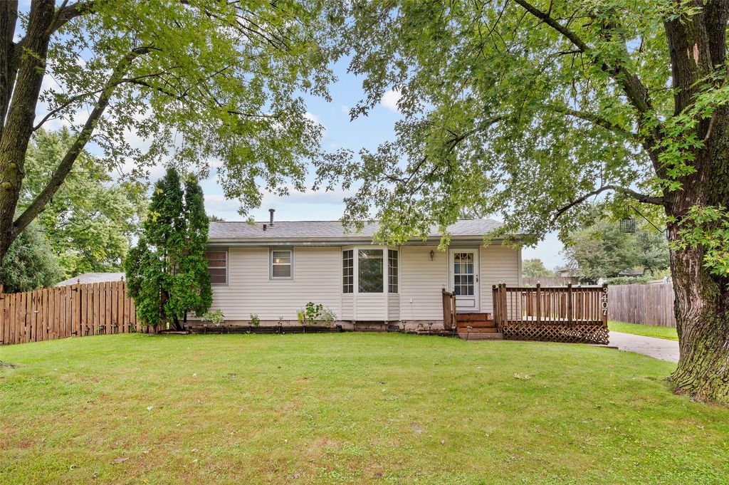 3407 SE 18th Court, Des Moines, IA 50320