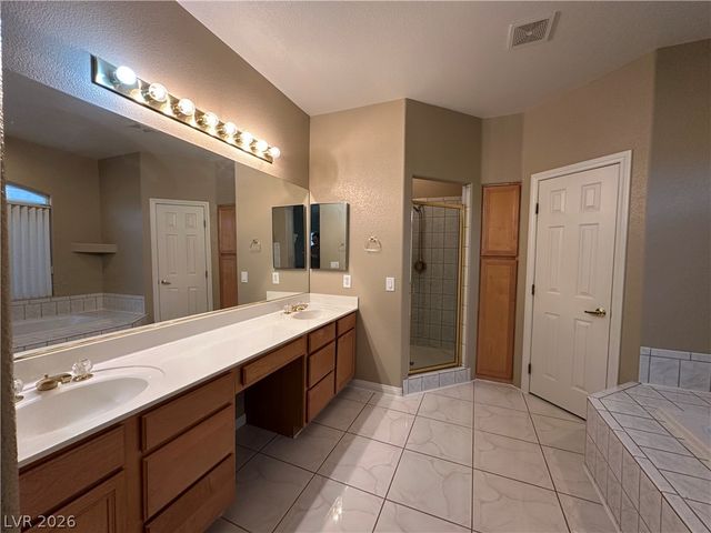 2596 Mizzoni Circle, Henderson, NV 89052