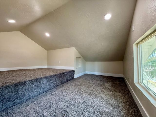 1929 E Grant Avenue, Fresno, CA 93701