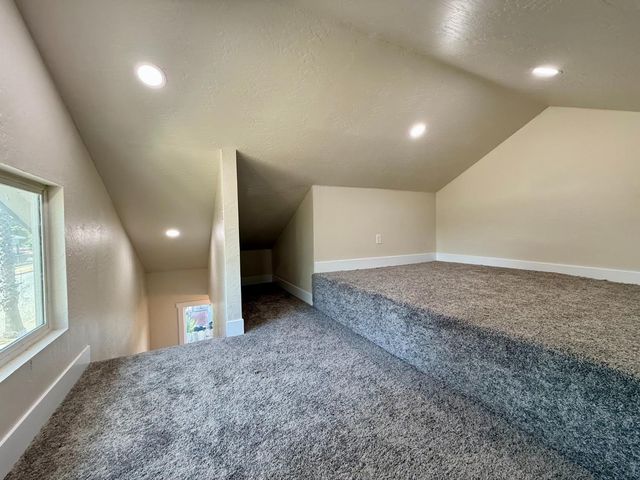 1929 E Grant Avenue, Fresno, CA 93701