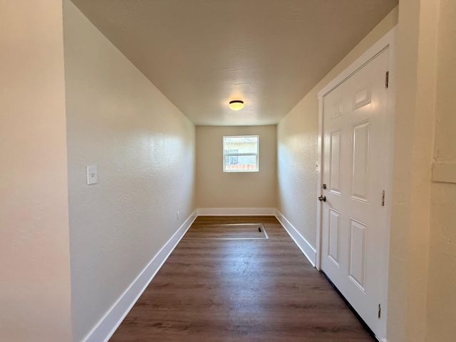 1929 E Grant Avenue, Fresno, CA 93701
