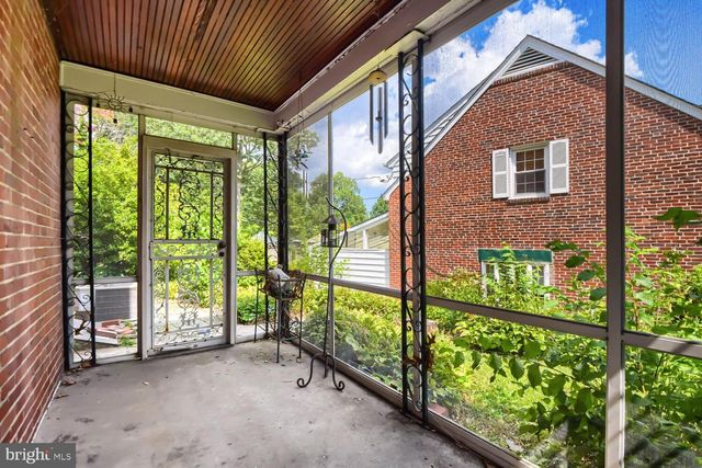 1218 SOUTHVIEW RD, Baltimore, MD 21218