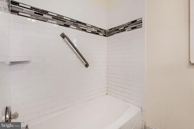 1218 SOUTHVIEW RD, Baltimore, MD 21218