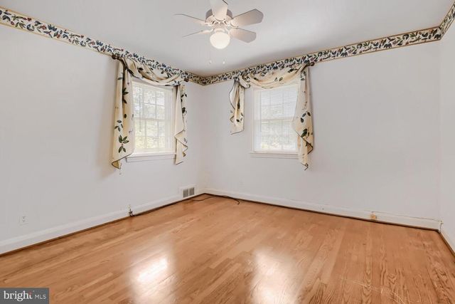1218 SOUTHVIEW RD, Baltimore, MD 21218