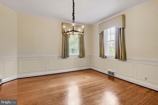 1218 SOUTHVIEW RD, Baltimore, MD 21218