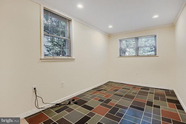 1218 SOUTHVIEW RD, Baltimore, MD 21218