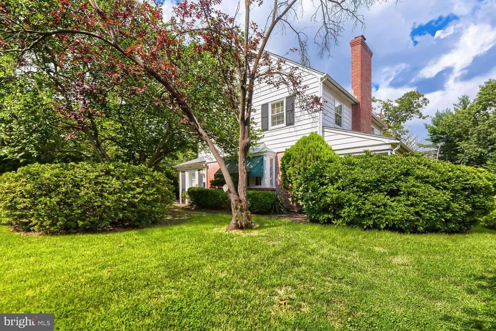 1218 SOUTHVIEW RD, Baltimore, MD 21218