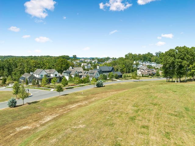 7281 Harlow Dr, College Grove, TN 37046
