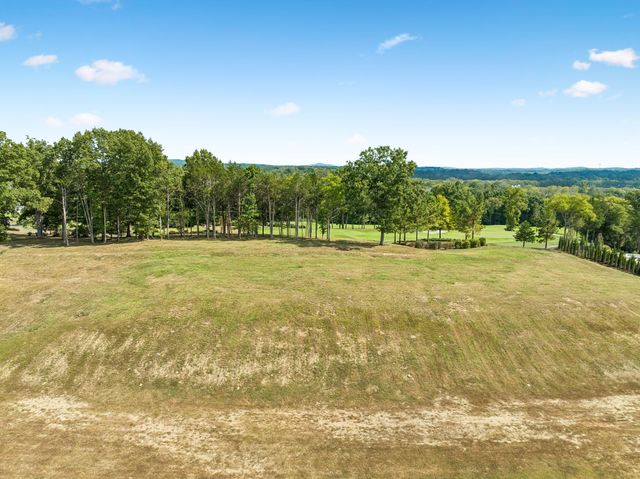 7281 Harlow Dr, College Grove, TN 37046