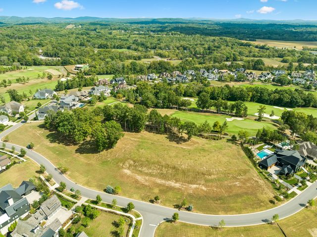 7281 Harlow Dr, College Grove, TN 37046