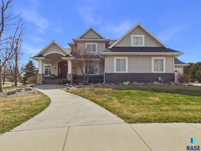 201 W 77th St Street, Sioux Falls, SD 57108