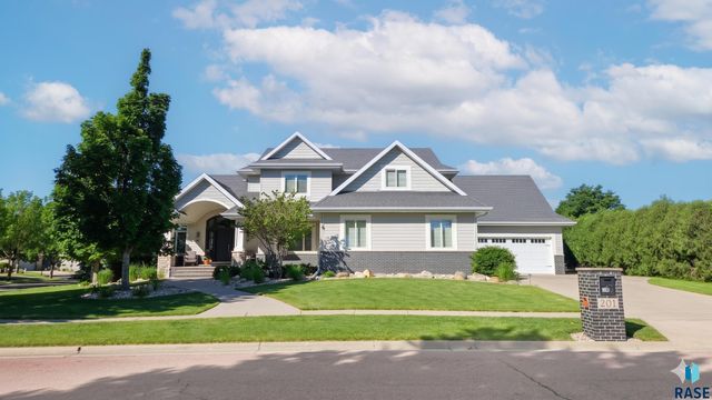 201 W 77th St Street, Sioux Falls, SD 57108