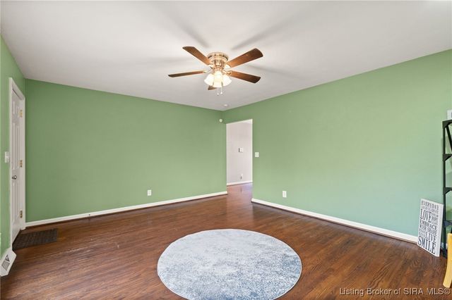 1775 Elmview, New Albany, IN 47150