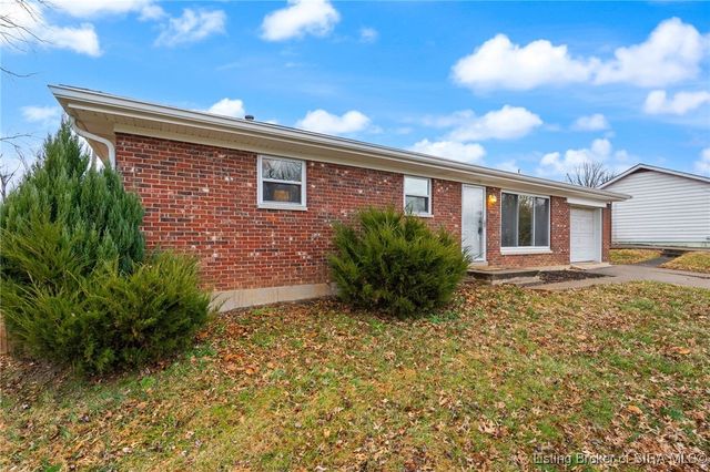 1775 Elmview, New Albany, IN 47150