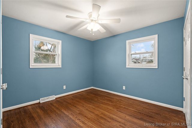 1775 Elmview, New Albany, IN 47150