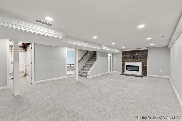 1775 Elmview, New Albany, IN 47150