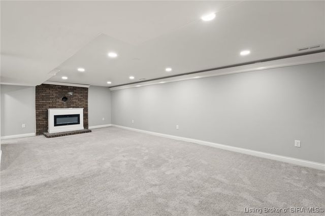 1775 Elmview, New Albany, IN 47150