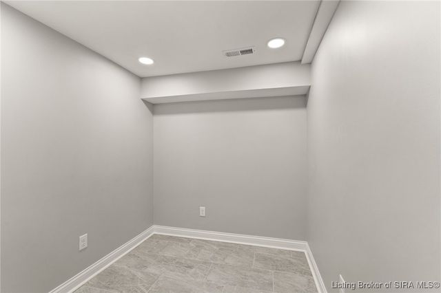 1775 Elmview, New Albany, IN 47150