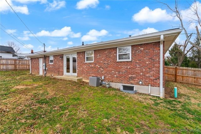 1775 Elmview, New Albany, IN 47150