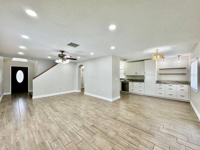 13014 FENNWAY RIDGE DRIVE, Riverview, FL 33579