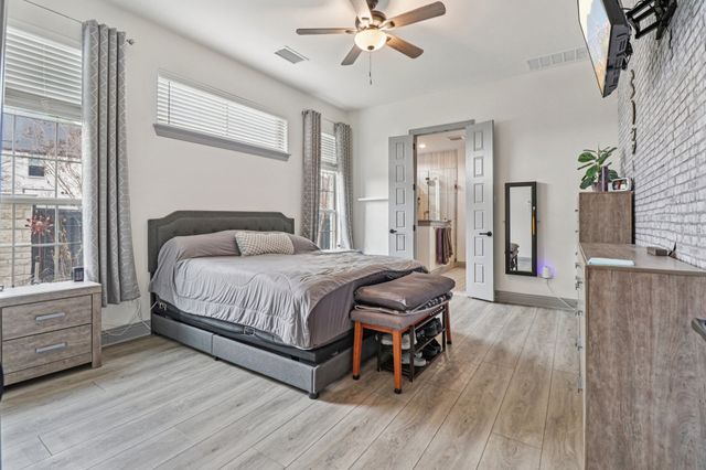 4325 Smokey Quartz Lane, Arlington, TX 76005