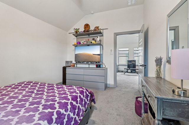 4325 Smokey Quartz Lane, Arlington, TX 76005