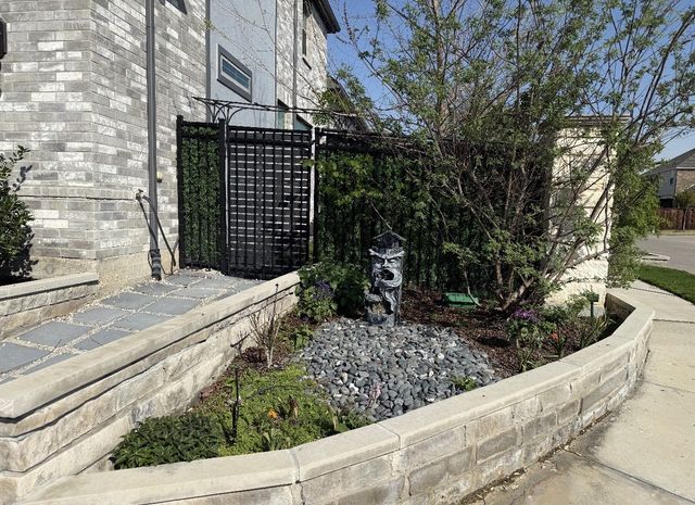 4325 Smokey Quartz Lane, Arlington, TX 76005