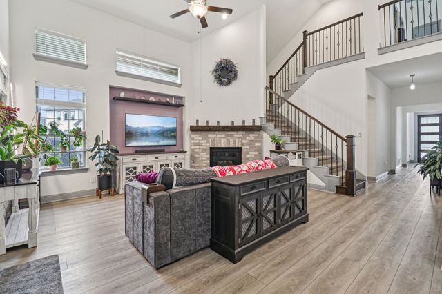 4325 Smokey Quartz Lane, Arlington, TX 76005