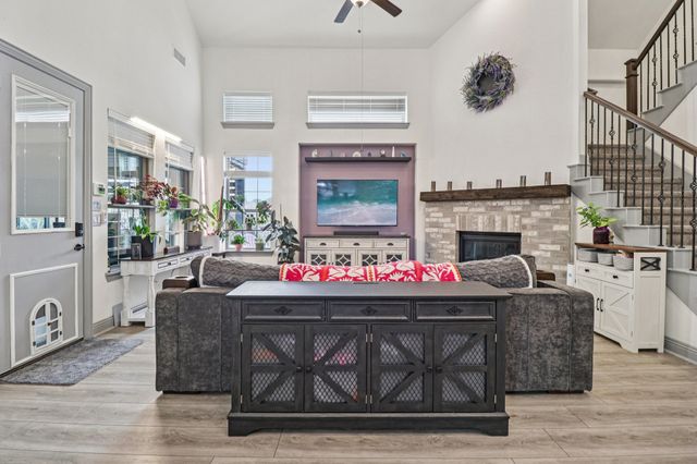 4325 Smokey Quartz Lane, Arlington, TX 76005