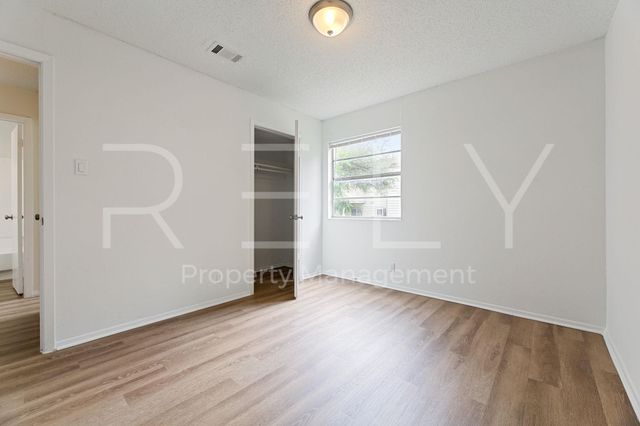 302 Algerita DR A, Georgetown, TX 78628