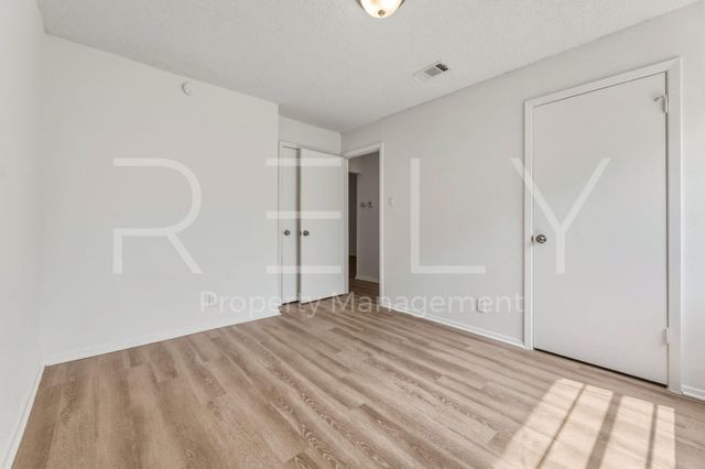 302 Algerita DR A, Georgetown, TX 78628