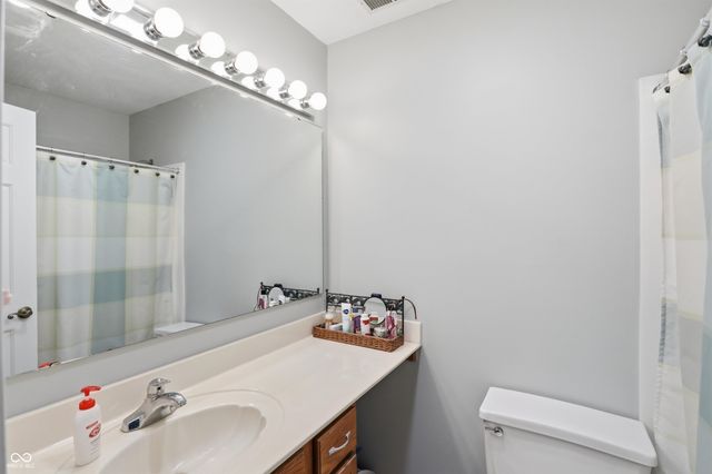 737 Franklin Court, Greenfield, IN 46140