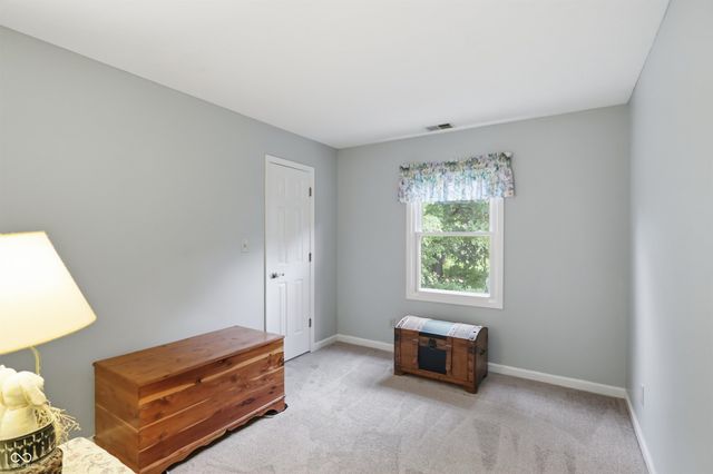 737 Franklin Court, Greenfield, IN 46140
