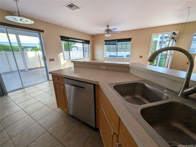 91-376 Makalea Street 71, Ewa Beach, HI 96706