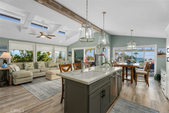 30802 Coast F10, Laguna Beach, CA 92651