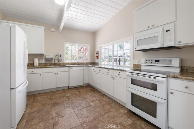 30802 Coast F10, Laguna Beach, CA 92651
