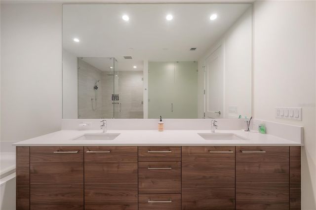 2103 BAYSHORE BOULEVARD 802, Tampa, FL 33606