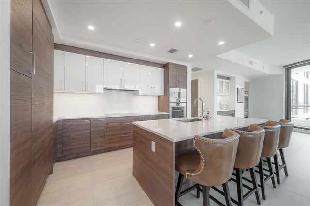 2103 BAYSHORE BOULEVARD 802, Tampa, FL 33606