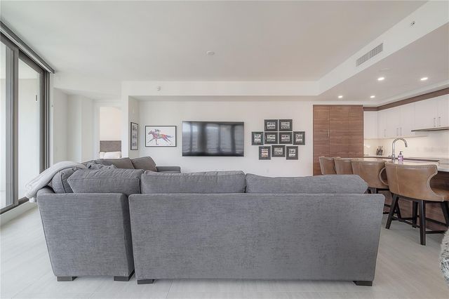 2103 BAYSHORE BOULEVARD 802, Tampa, FL 33606