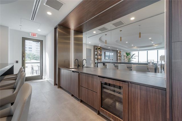 2103 BAYSHORE BOULEVARD 802, Tampa, FL 33606
