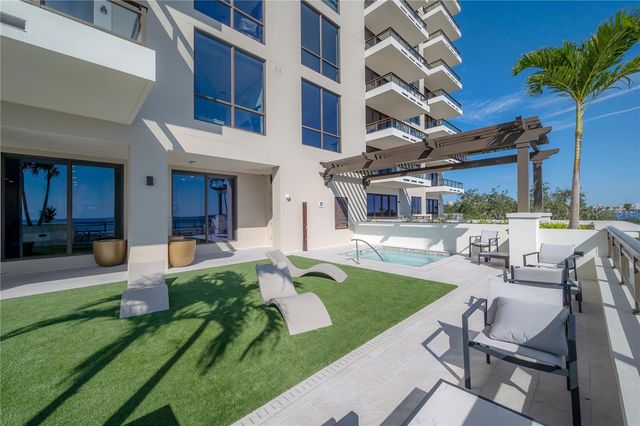 2103 BAYSHORE BOULEVARD 802, Tampa, FL 33606