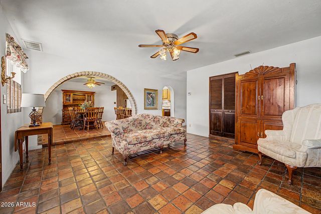 5324 W LEWIS Avenue, Phoenix, AZ 85035