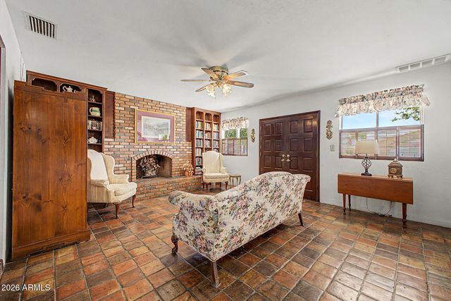 5324 W LEWIS Avenue, Phoenix, AZ 85035