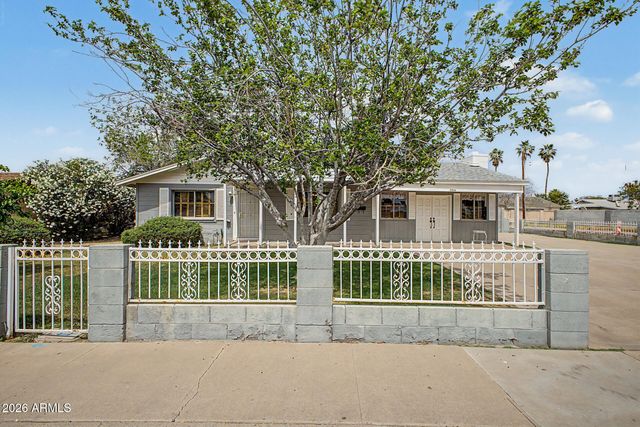 5324 W LEWIS Avenue, Phoenix, AZ 85035