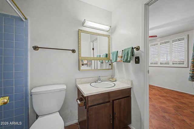 5324 W LEWIS Avenue, Phoenix, AZ 85035