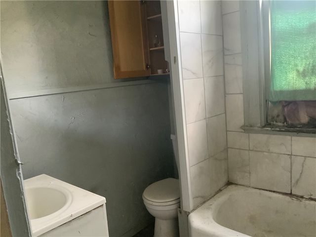 1102 Swissvale Ave, Wilkinsburg, PA 15221