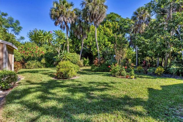 4715 VILLAGE GARDENS DRIVE 68, Sarasota, FL 34234