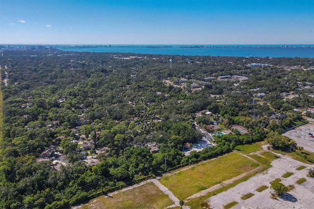 4715 VILLAGE GARDENS DRIVE 68, Sarasota, FL 34234